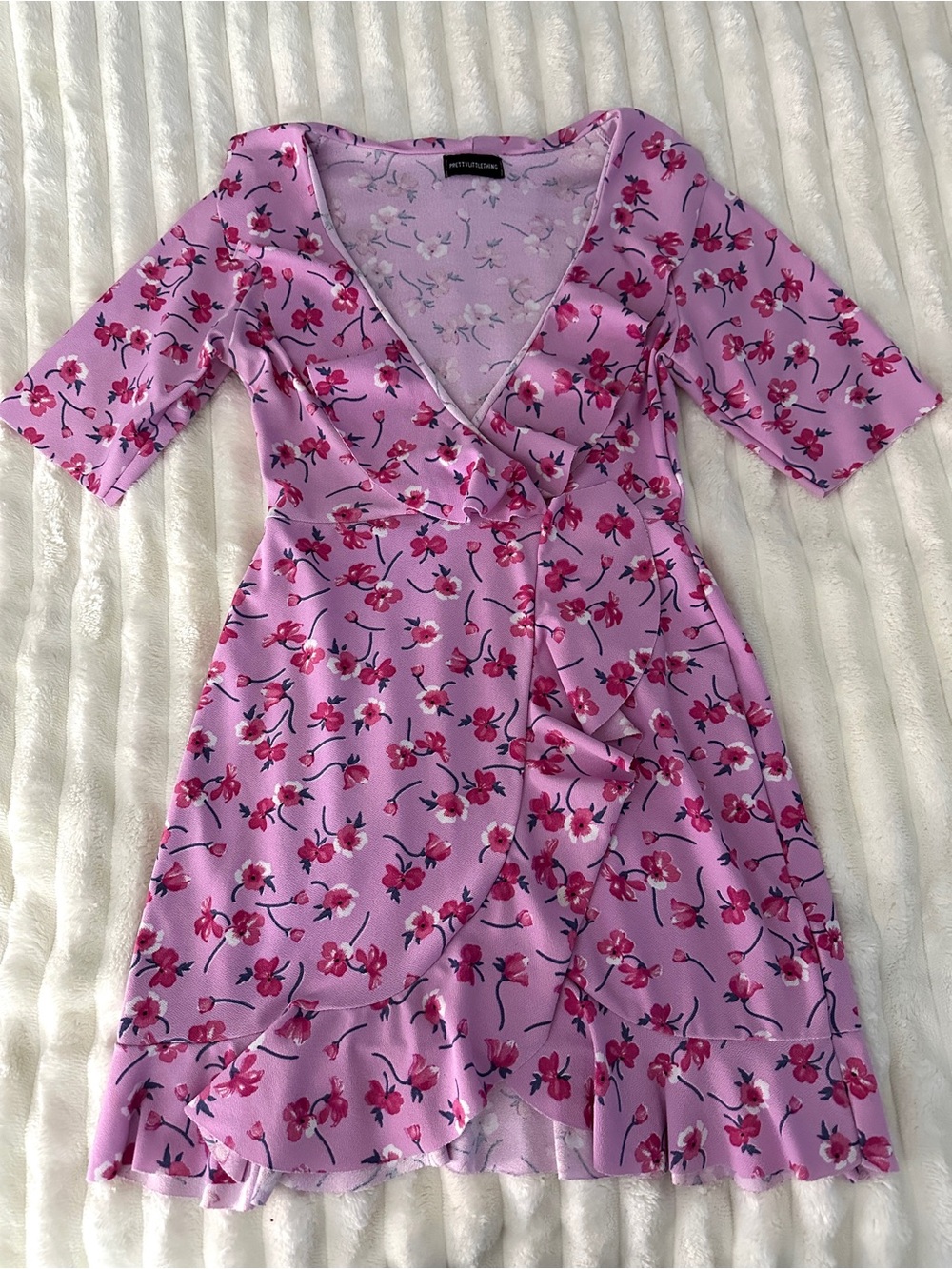 PrettyLittleThing Pink Floral Ruffle Plunge Dress Stretch Women’s Size S - Picture 2 of 6